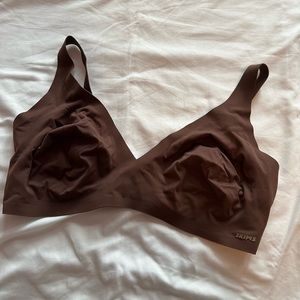 SKIMS NAKED PLUNGE BRA | COCOA × 1 M-DD